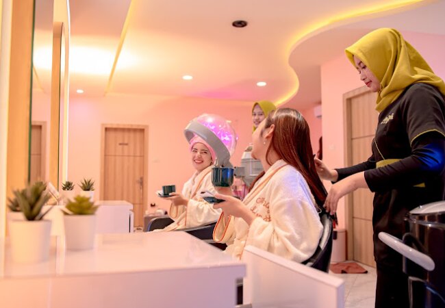 Paradis Foto & Salon: Kesehatan dan Kecantikan yang Menghargai Waktu Anda